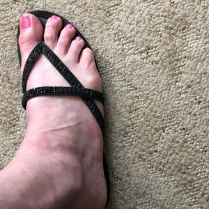 Size 11 ALFANI Black with black small tiny stones!